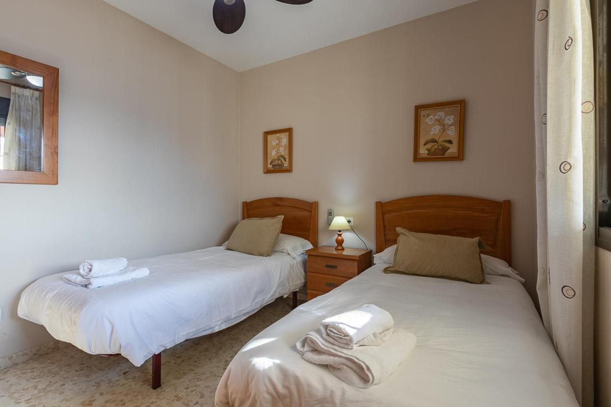 Apartamentos Guerrero Torre Del Mar Ngoại thất bức ảnh